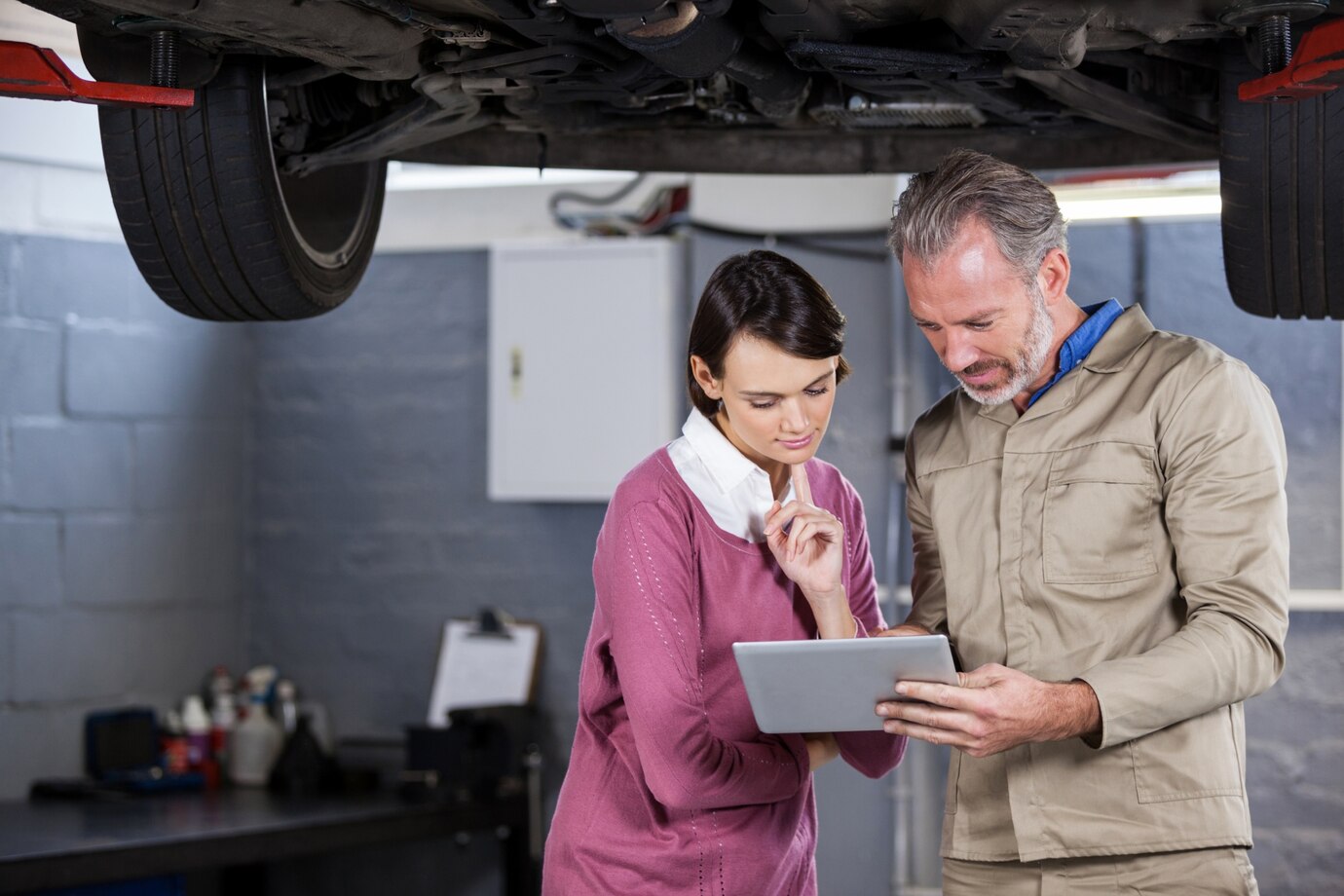 Tailored-Insurance-for-Tyre-Exhaust-Fitters